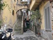 IMMOBILI IMMOBILE RESIDENZIALE Vico santa caterina a...