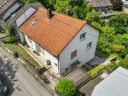 IMMORath.de Helle 6 Zimmer Wohnung mit Balkon und Terrasse