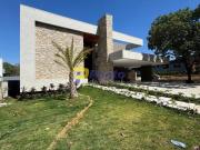 Imoveis no Condomínio Vitória Golf