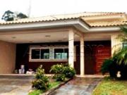 CASA TERREA GRAMADOS COM 3 QUARTOS SENDO SUITES