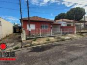 Imóvel à venda com 2 casas próximo do centro