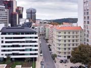 Imóvel com grande potencial em Campolide – excelente...