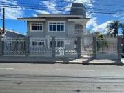 Imóvel Comercial com 3 Quartos e 3 banheiros para...