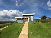 Imóvel de Luxo em Condomínio Fechado