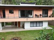 Imóvel moderno com 3 dormitórios em condomínio fechado...