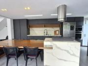 Imóvel para aluguel com 300 metros quadrados com 3 quartos