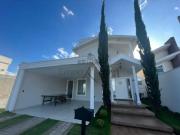 Imóvel para aluguel com 320 metros quadrados com 3 quartos