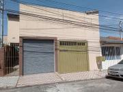 Imóvel para fins residenciais e comercial com 4 casas e...