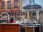 Imóvel para venda com 165 metros quadrados com 3 quartos...