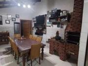 Imóvel para venda possui 137 metros quadrados com 3...