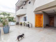 Imóvel pronto para a sua família! Sobrado 100% reformado...