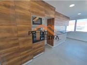 Imóvel T3, totalmente remodelado, com acabamentos de...