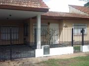 IMPECABLE casa 3 amb cochera parrilla patio