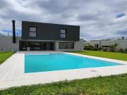 Impecable Casa 6 Amb con Piscina en Terralagos – Canning