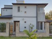 IMPECABLE CASA EN ARROYO LEYES