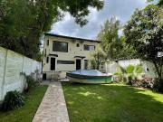 Impecable casa moderna en el corazón de Tigre turístico...