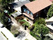 IMPECABLE CASA REMODELADA, AMPLIOS ESPACIOS, BARRIO CONSOLID