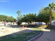 Impecable Chalet Adosado con Garaje, Patio y Bodega en...