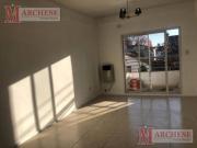 Departamento 2 ambientes en alquiler en el centro de...