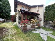 ¡IMPECABLE E ILUMINADA RESIDENCIA ESTILO MEXICANO...