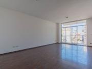 Impecable Monoambiente + balcón muy luminoso