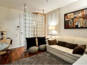 IMPECABLE PISO CON 2 SALONES