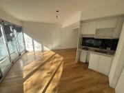 IMPECABLE vivienda oficina / consultorio SUPER LUMINOSO!...