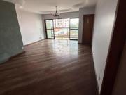 Impecável Apartamento de 4 Quartos no Jardim do Mar: 1...