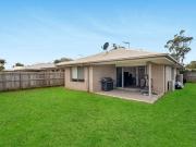 Impeccable Family Living only 800m from the Waterfront