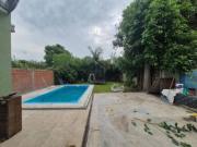Imperdible casa en lote propio – Refaccionada, con...
