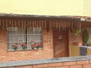 Imperdível a venda de 1 casa assobrada em Piqueri