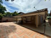 Imperdível Casa à Venda em Riviera de São Lourenço: 4...