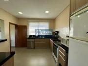 Imperdível: Casa de 6 quartos e 4 suítes no Parque da...