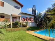 Imperdível! Casa de alto padrão em condomínio na cidade...