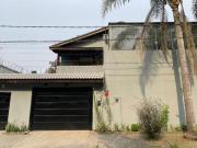 Agradável casa em condomínio para venda com 3 quartos,...