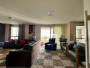 Imperdível no Condomínio Clube IEPE Golf com 3...