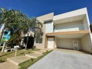 Imperdível oportunidade: Casa de luxo em condomínio na...