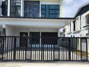 Impian Akasia, Impian Emas, 2 Storey Cluster