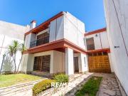 IMPONENTE CASA DONADO 400. EXCELENTE UBICACION