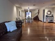 Imponente Casa en Villa Devoto en alquiler con 5...