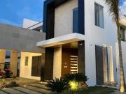 IMPONENTE CASA MODERNA, PARAISO COUNTRY, CLUB, GOLF,...