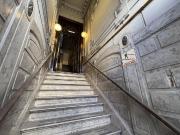 Imponente Edificio de Tres Plantas con Ascensor – Ideal...