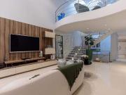 Imponente sobrado porteira fechada à venda na Vila...