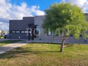 Importante Casa 3 dormitorios, Calefacción/ sauna