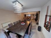 IMPORTANTE CASA 5 AMBIENTES CON JARDIN Y PILETA Villa...