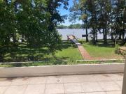 Importante casa en 11 has sobre Rio Paraná Escobar