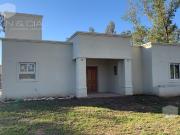 Importante casa en Anisacate a 900 m de Ruta 5. Zona...