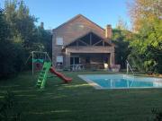 Importante casa en Country CARLOS PELLEGRINI