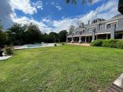 Importante Casa en Las Delicias 4 dormitorios, con pileta, q