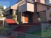 Importante casa en terreno de 1000m2